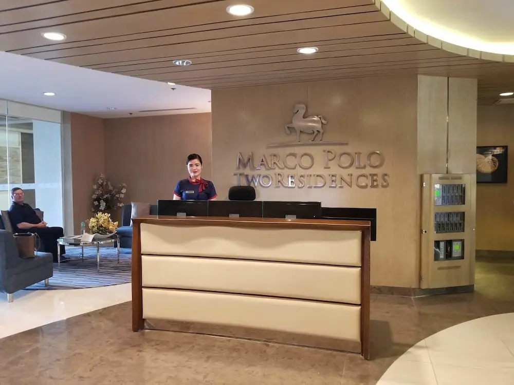 Lobby & Reception
