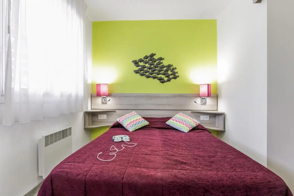 1 Bedroom Apartment