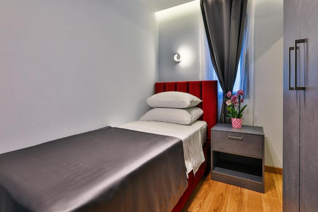Deluxe room — room photo 3