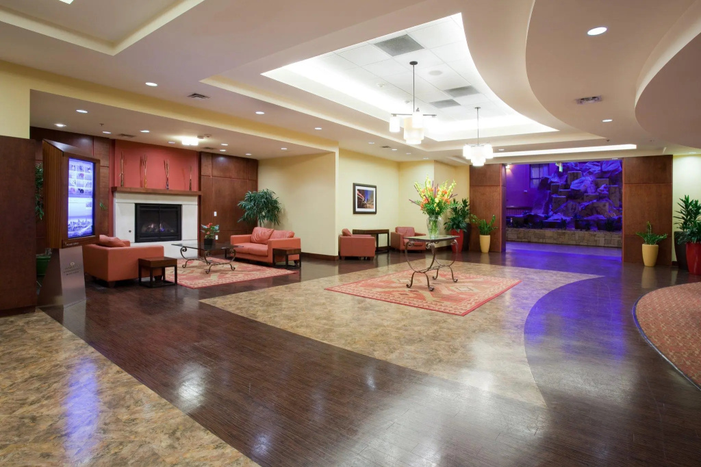 Crowne Plaza Denver International Airport - Général