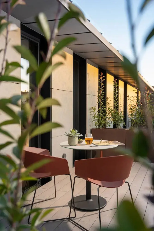 Deluxe Terrace Double room (full double bed)