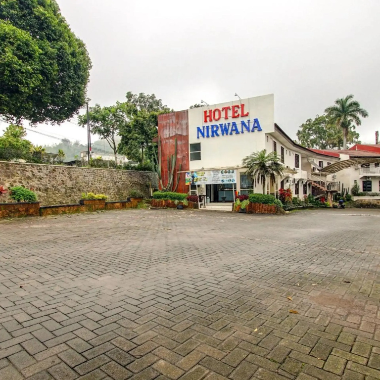 Capital O 90071 New Nirwana Batu Premier