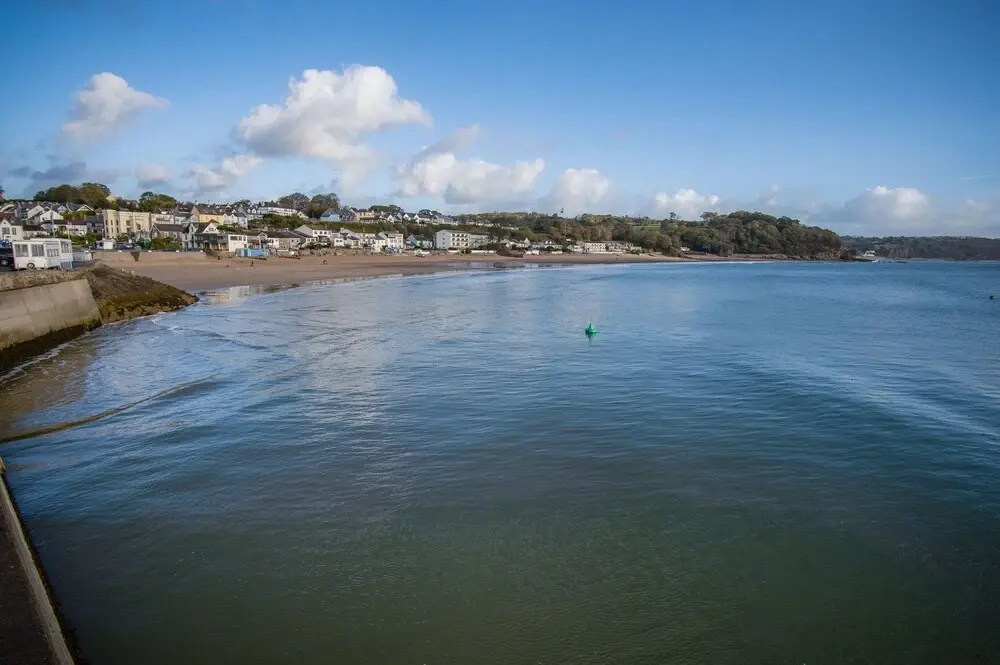 Beach & Waterfront