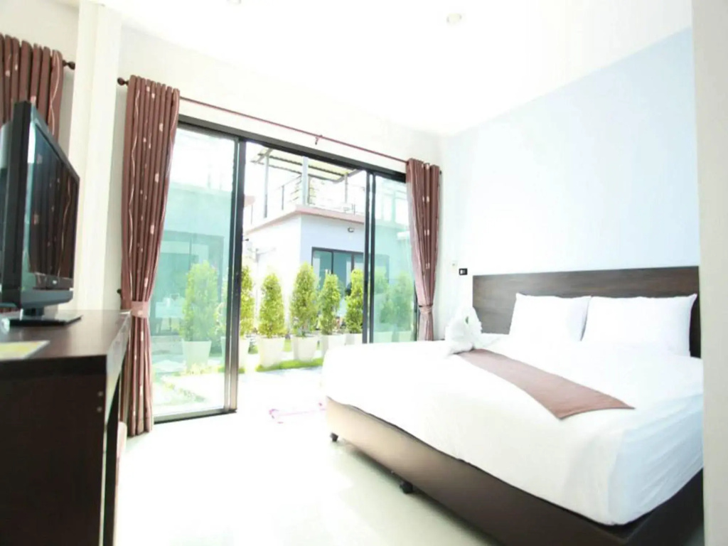 Hotel photo 12