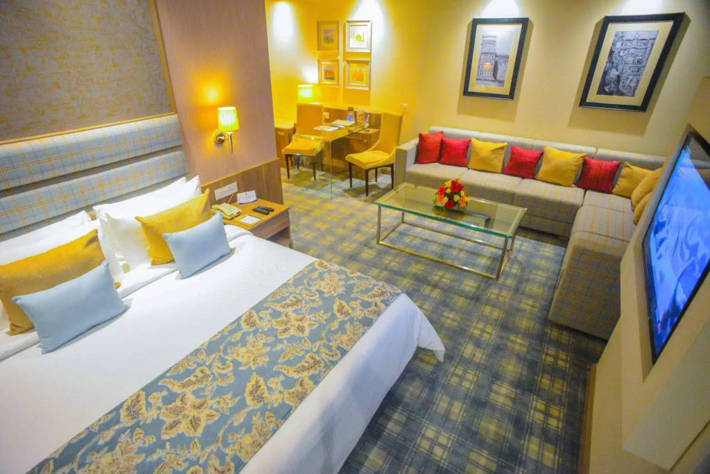 Efcee Sarovar Premiere Bhavnagar — фото 6