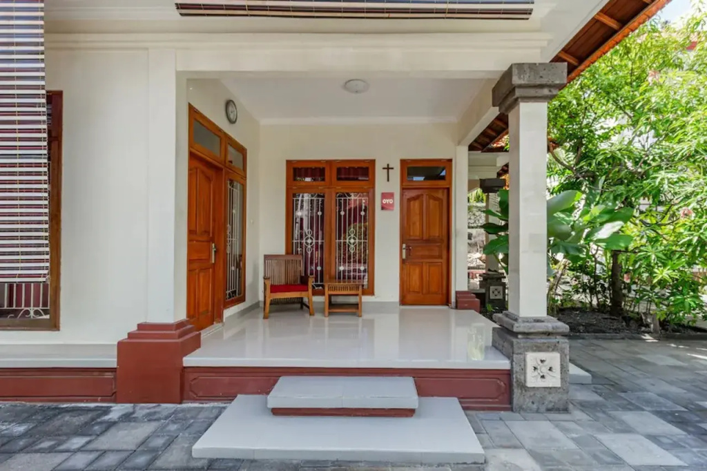 Collection O Near Seminyak Beach Formerly The Kumpi Hotel — фото