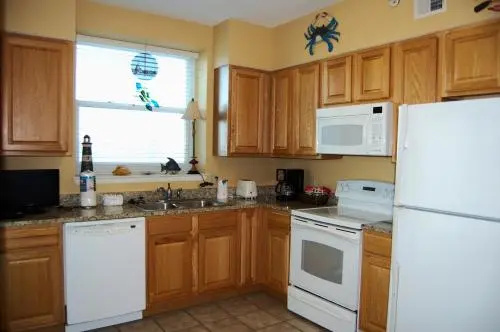 Legacy1-0608 Condo