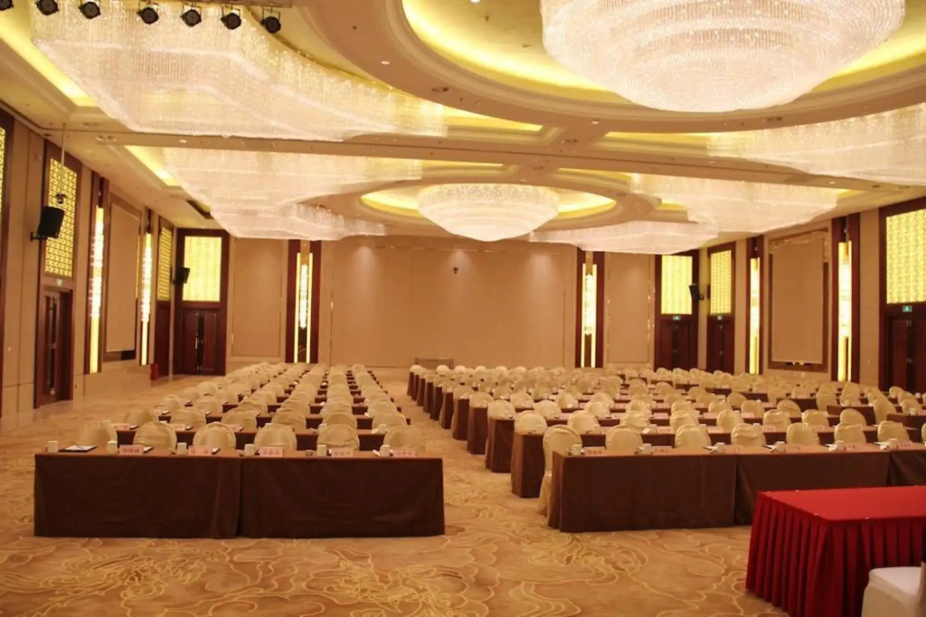 Baoji Jianguo Hotel - фото 19