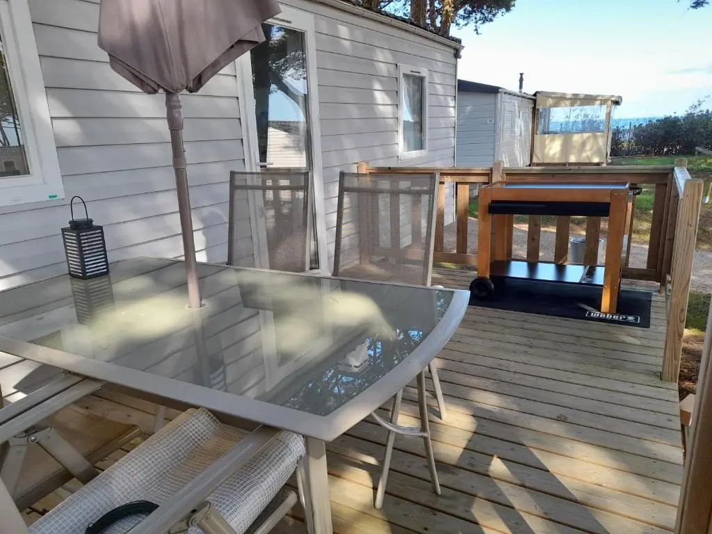 Bungalow with sea view