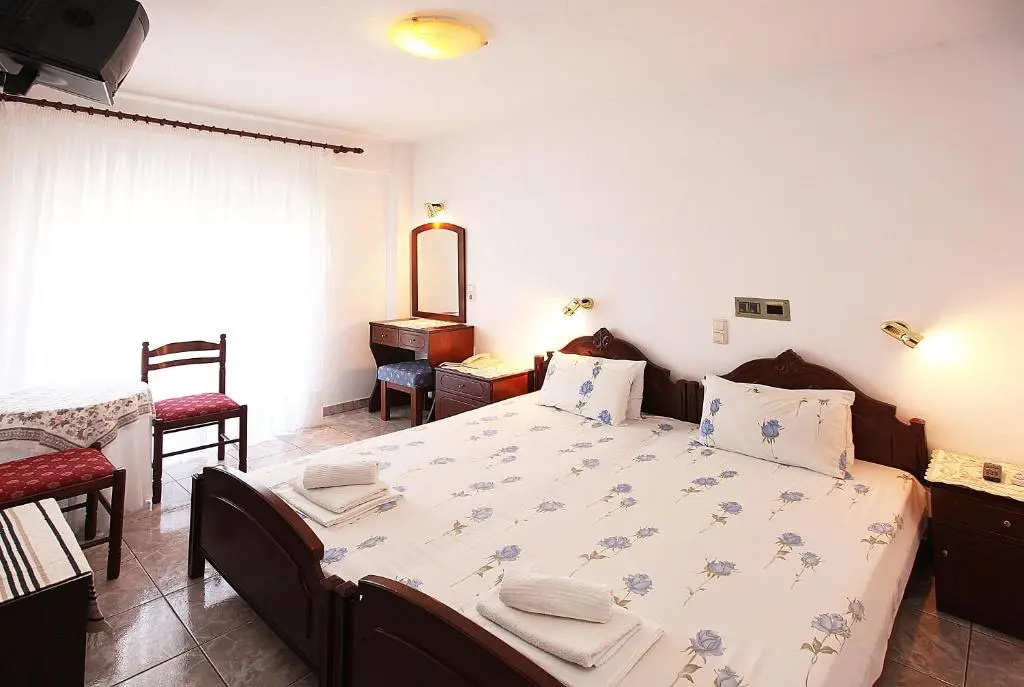 Standard Double room (full double bed)