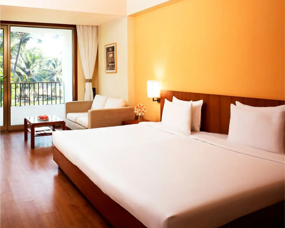 Superior room with garden view