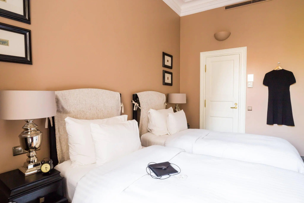 Superior Double room with courtyard view (twin beds)