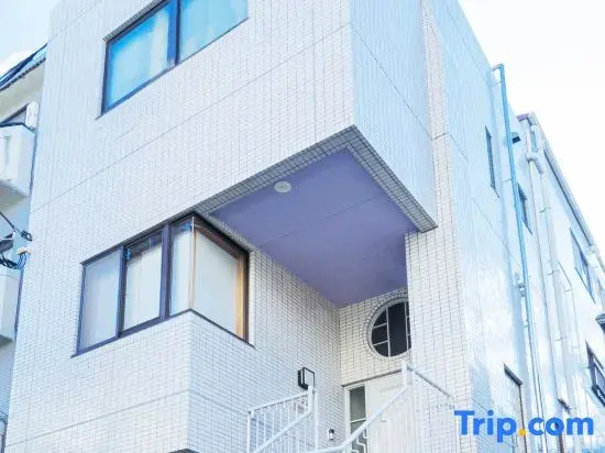 146 square meters 4-18ppl / Private Urban Vacation Home/
