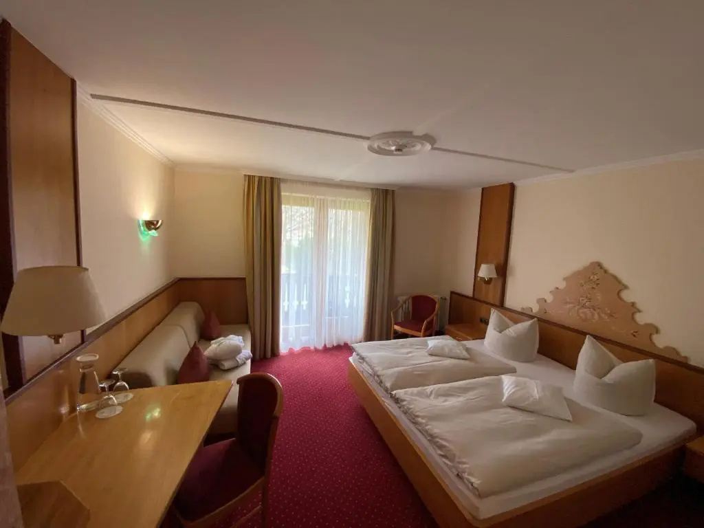 Superior Double room (full double bed)