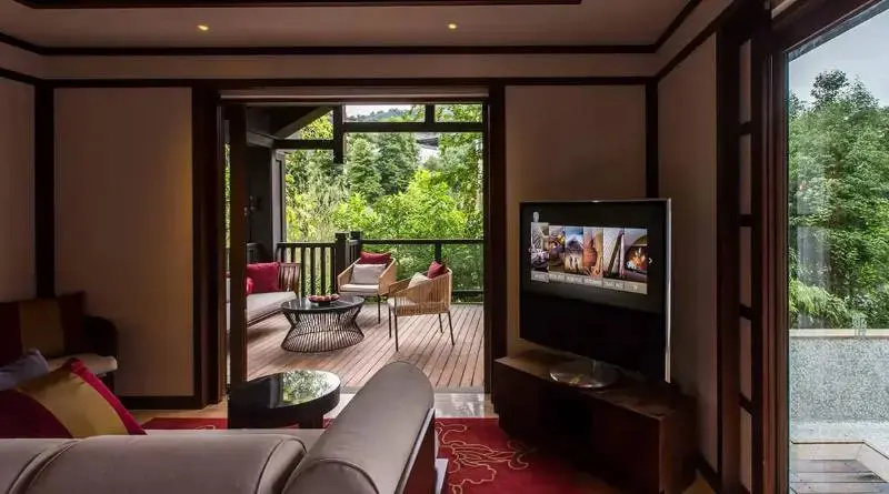 2 Bedrooms Villa