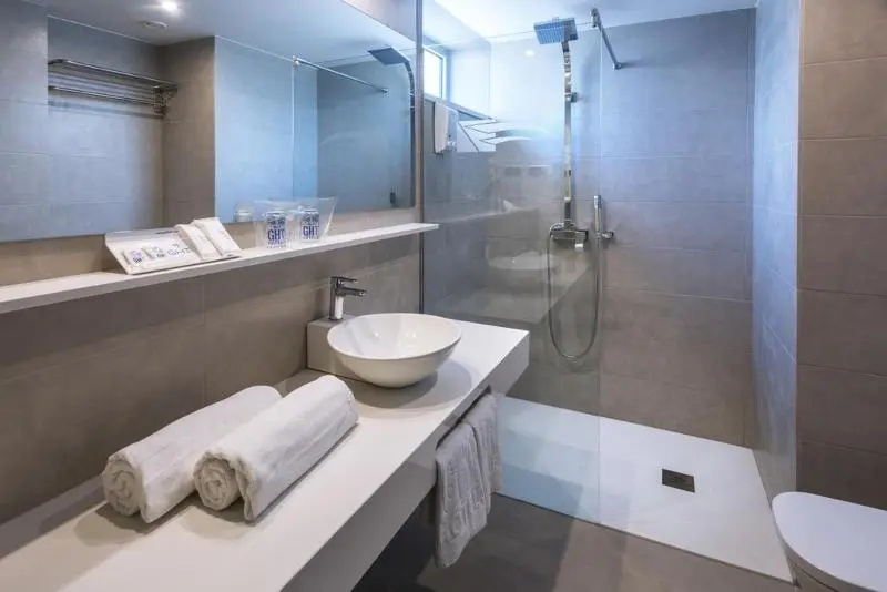 Hotel GHT S'Agaró Mar - Chambres