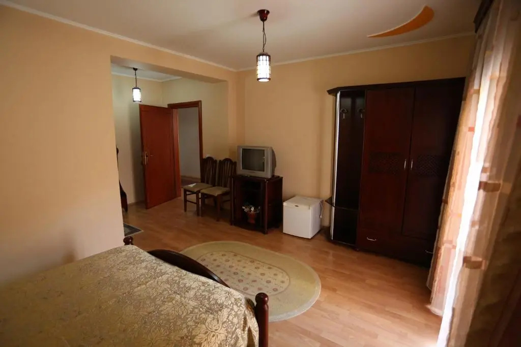 Standard Double room with balcony (full double bed)