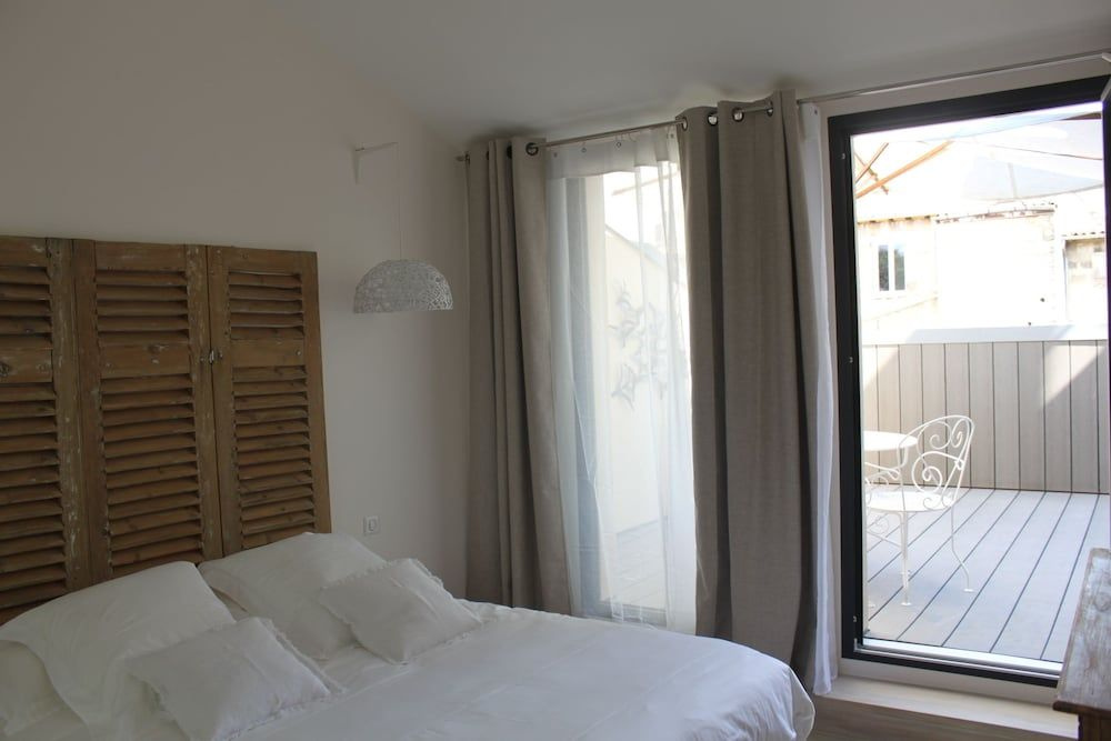 La Maison Odeia — 5