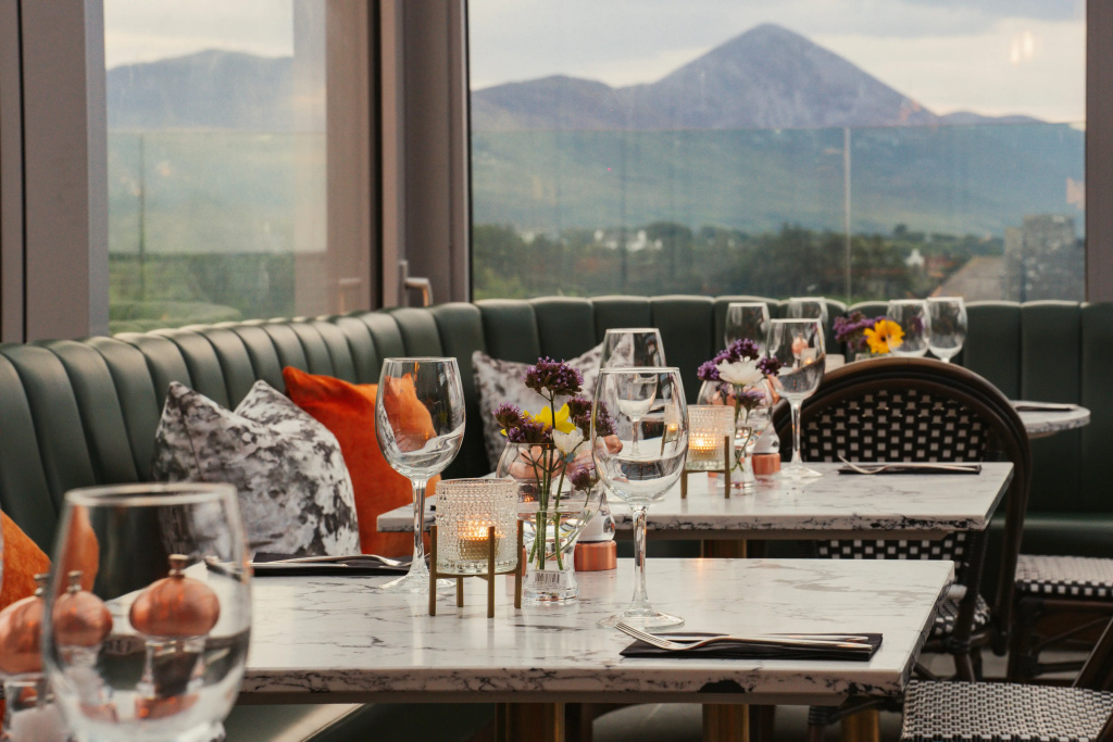 Westport Coast Hotel