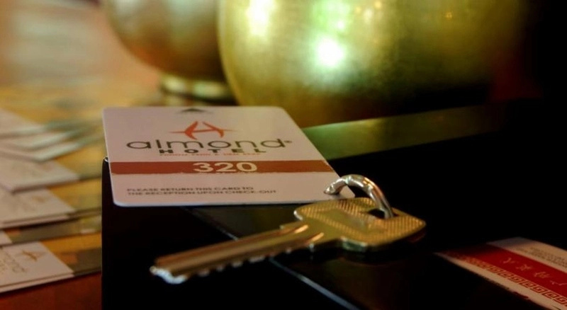 Almond Hotel Sothearos - Chambres