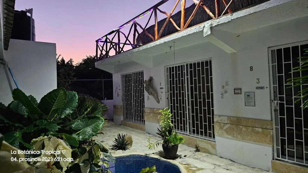 Luxury House Bungalow and apartments La Botánica Tropical