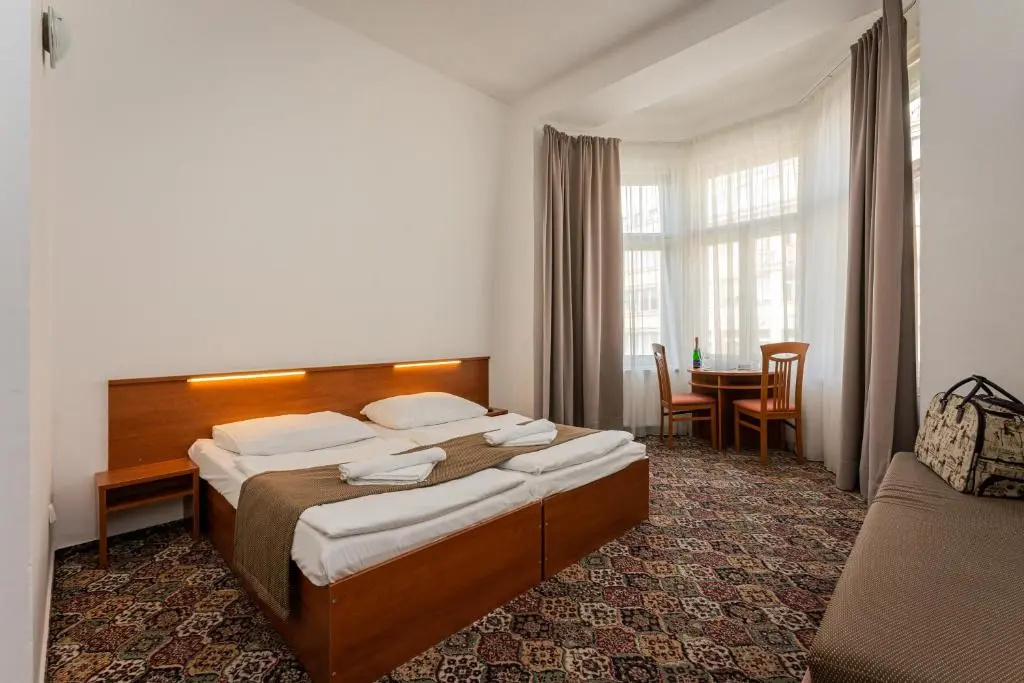 Standard Double room (full double bed)