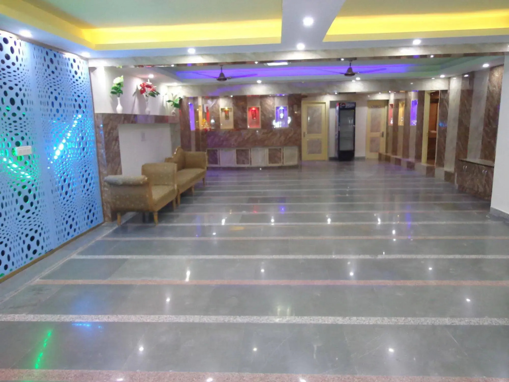 Airport Hotel The Paramont - Général