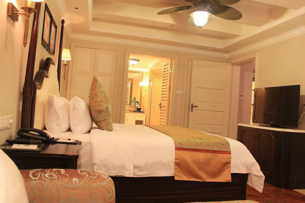 Отель Sanya Yalong Bay Sintra Suites - фото 3