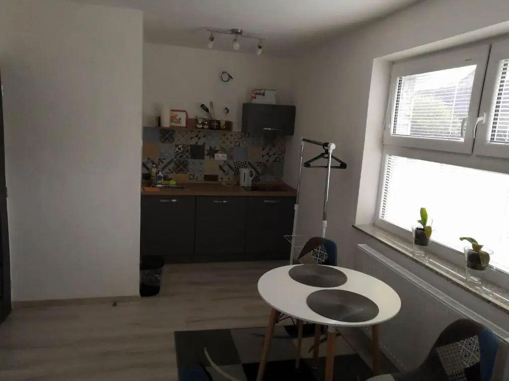Deluxe Studio