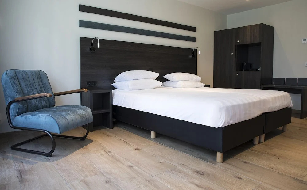 Hotel De Naaldhof - Chambres