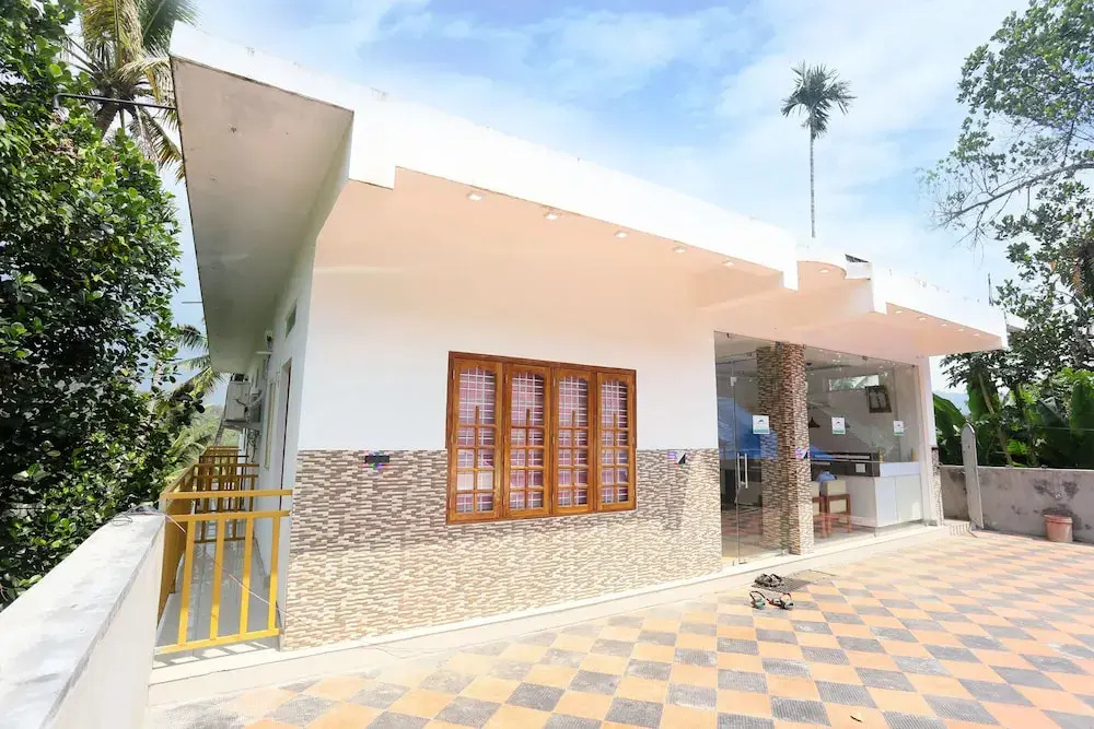 OYO 23561 Mystique Resort