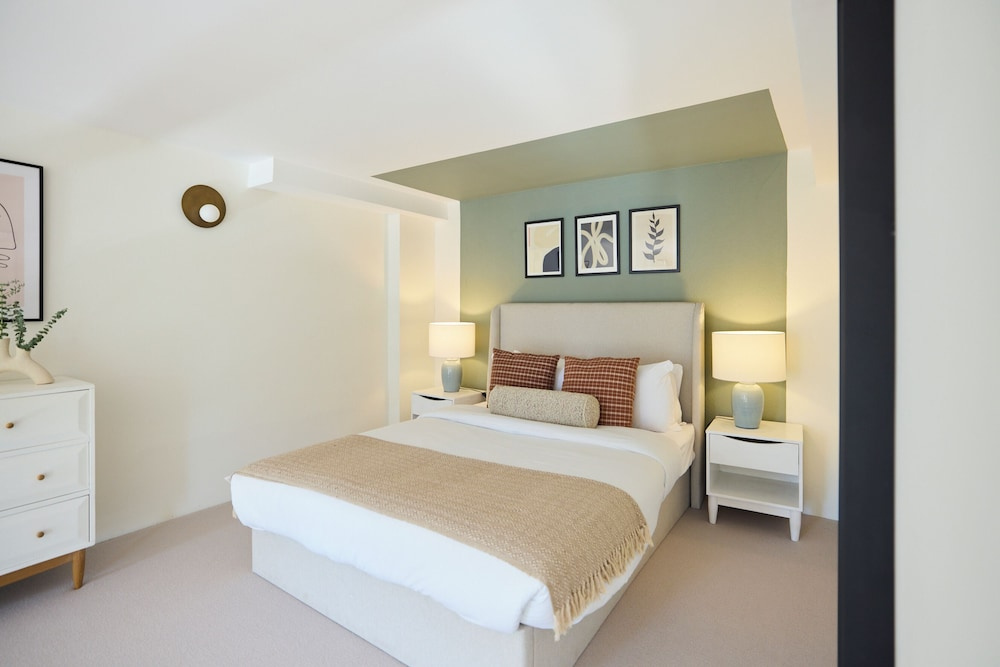 St Gabriel's Loft Apartment