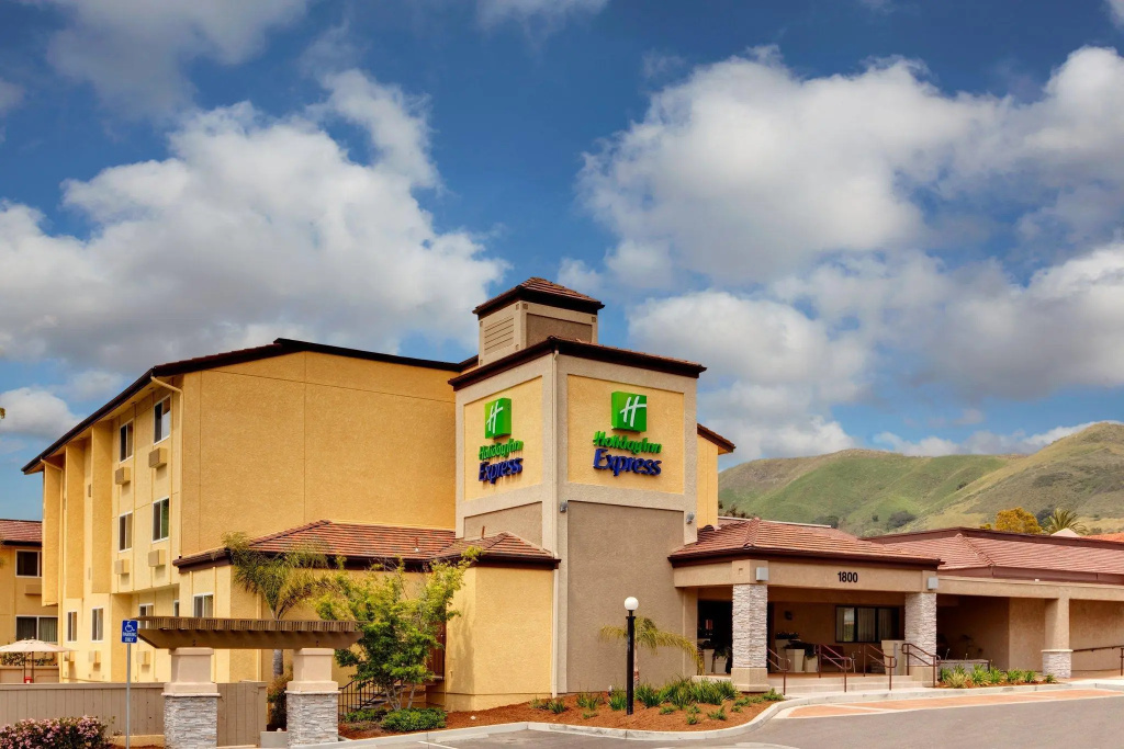 The Wayfarer San Luis Obispo, Tapestry Collection by Hilton - Chambres