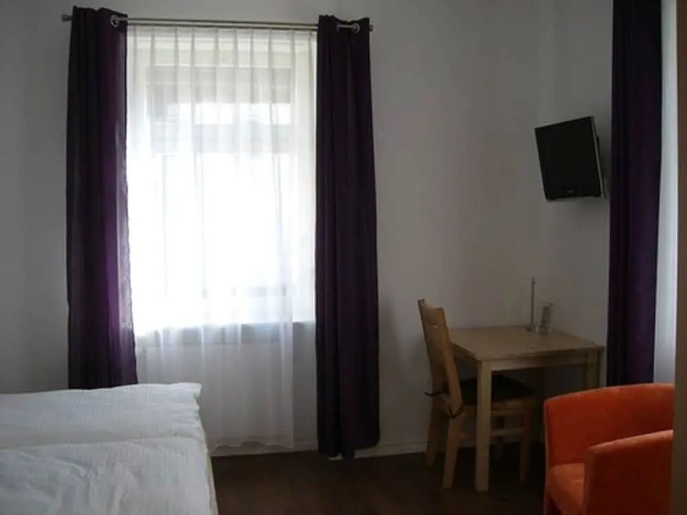 2 Bedrooms Suite