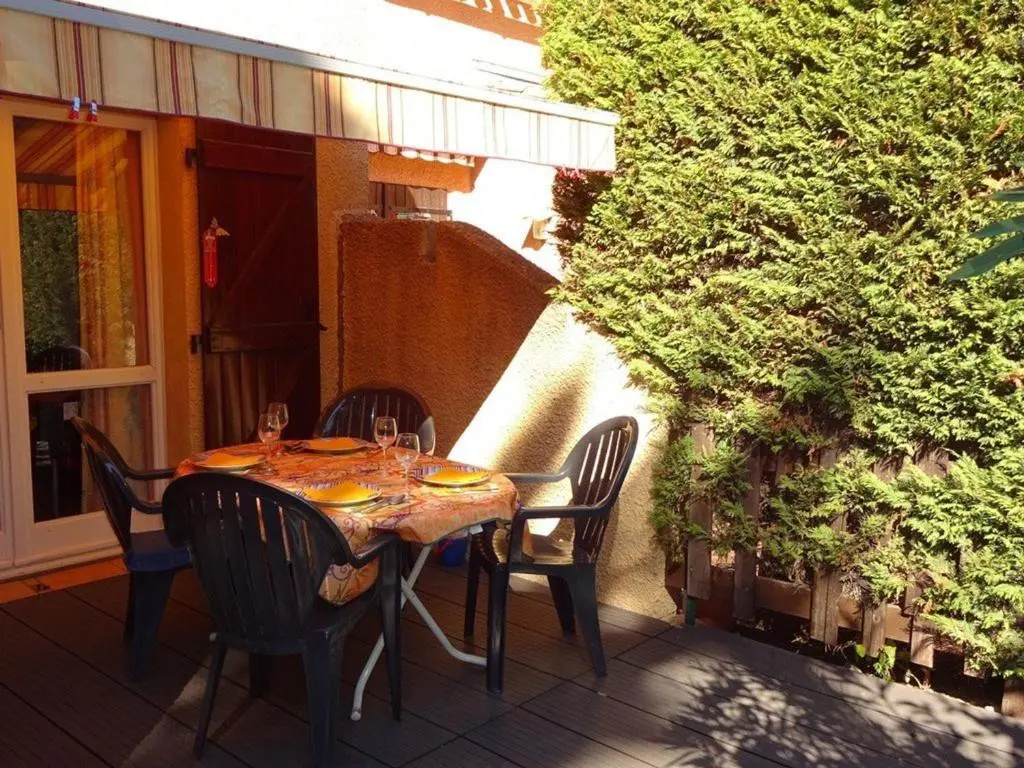 Appartement Cap d'Agde, 3 pièces, 4 personnes - FR-1-607-62