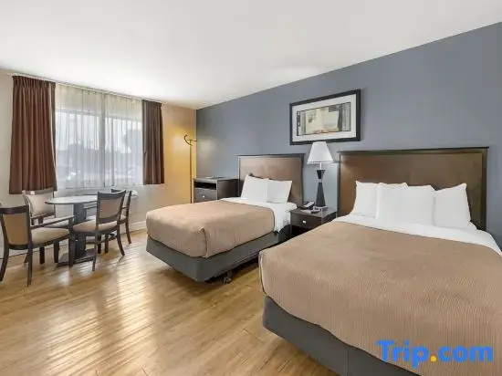 Standard Sextuple room