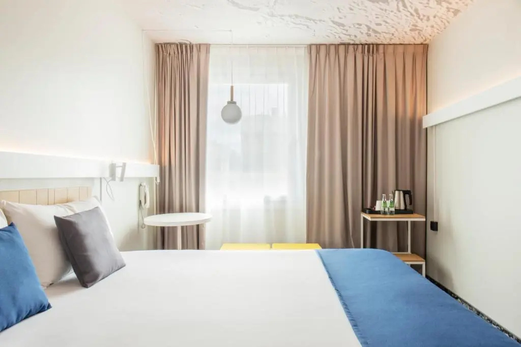 Premium Double room (full double bed)