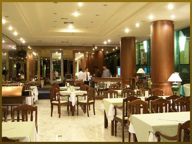 Food & Beverage