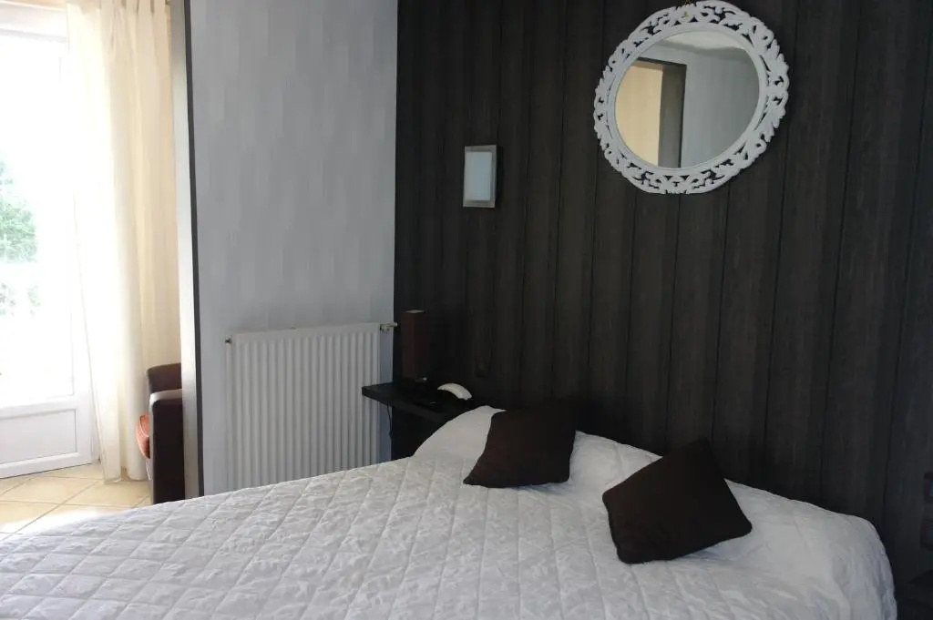 Comfort room