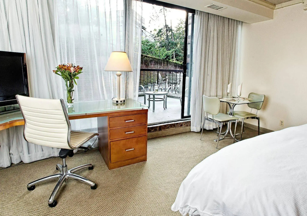Hotel photo 12