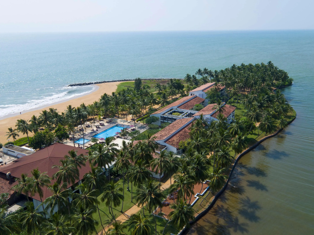 Курортный отель Avani Kalutara Resort — фото