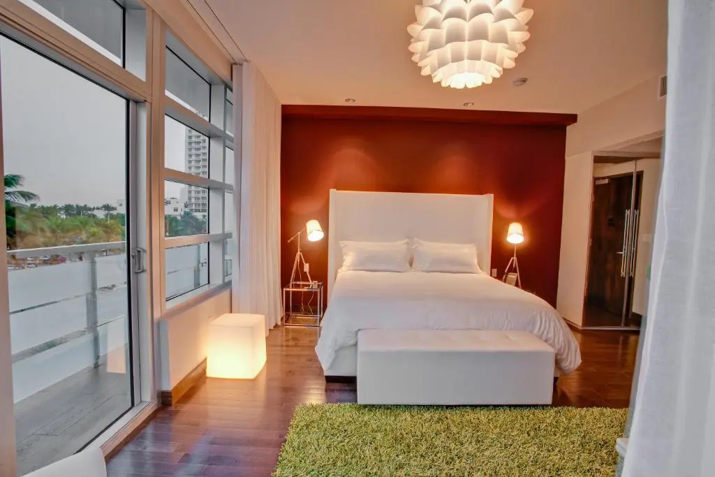 Standard Double room with balcony (full double bed)