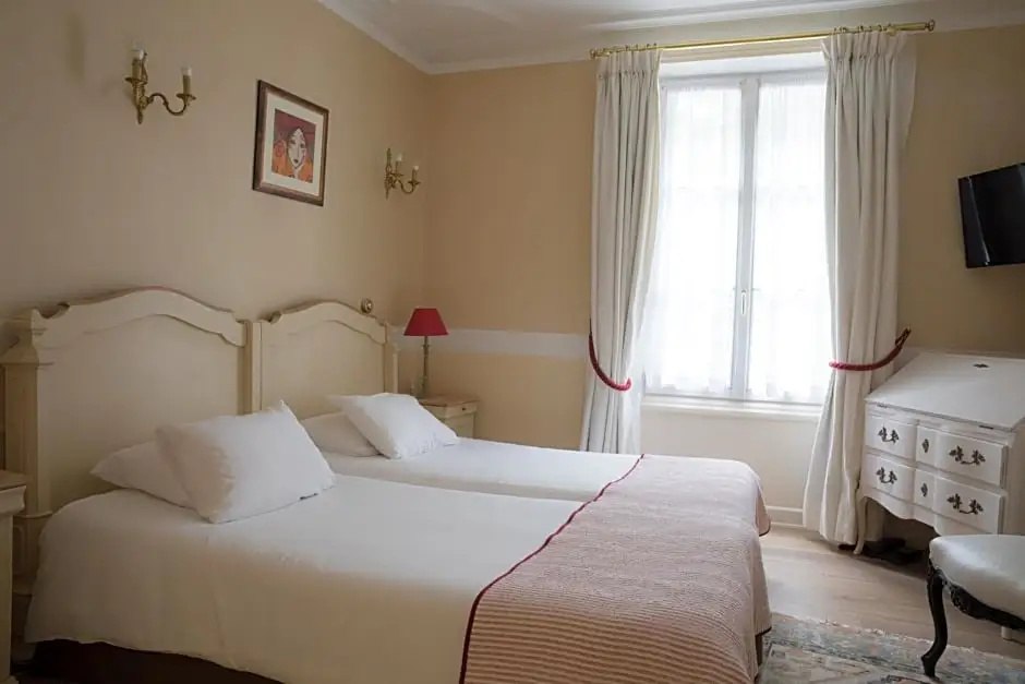Logis Hôtel Le Plantagenêt - Chambres