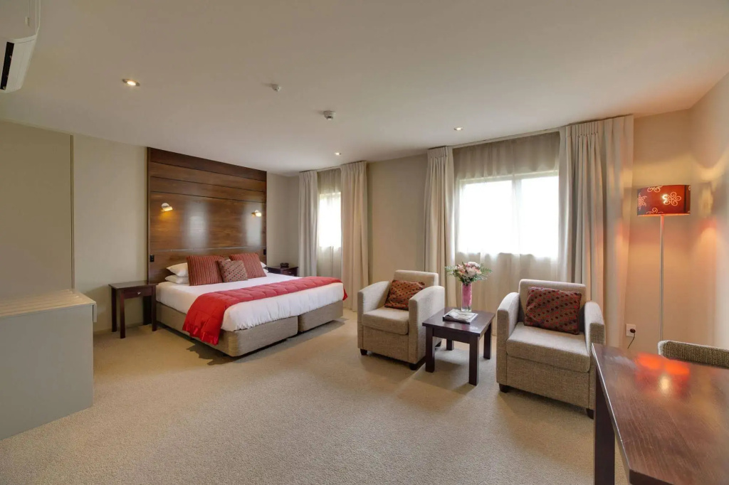 Boulcott Lodge - 4