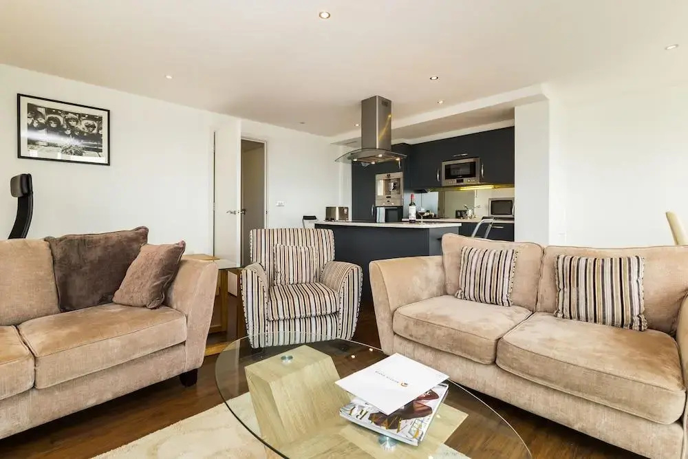 Linking World Luxury Serviced Apartments