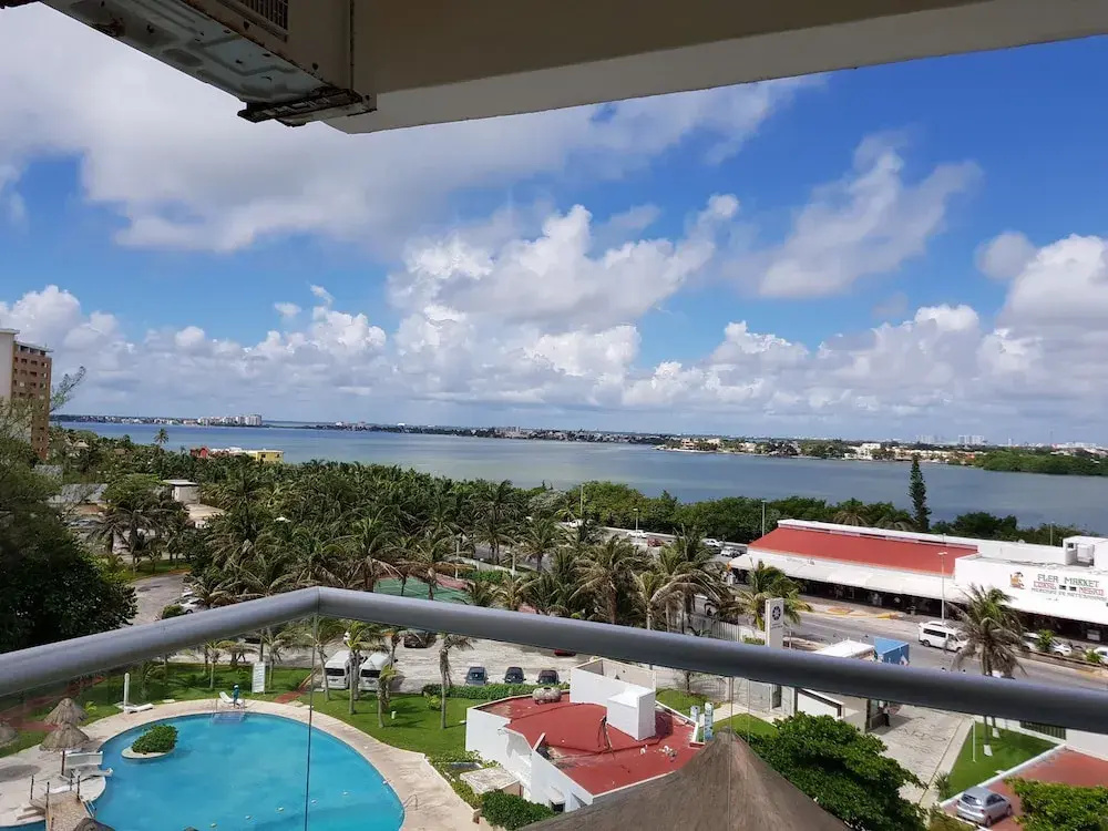 Beach & Waterfront