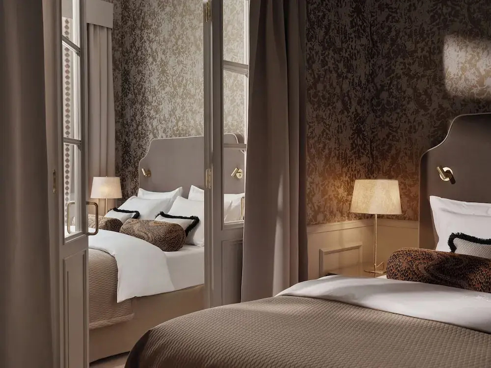 Double Suite (twin beds)