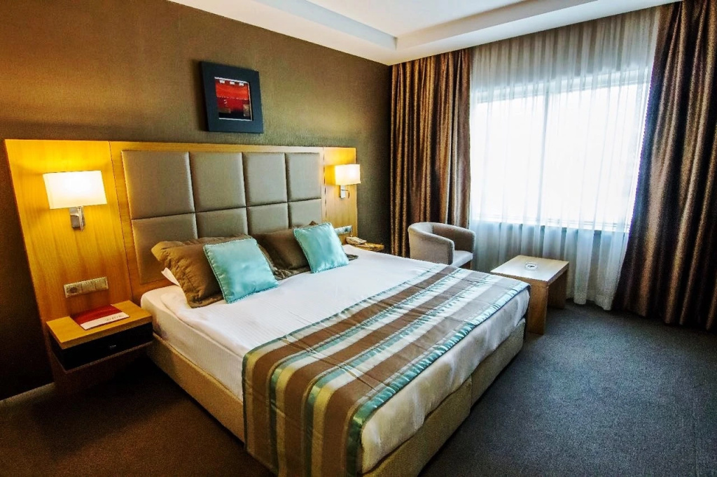 Economy room