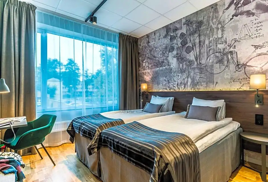 Superior Double room (full double bed)