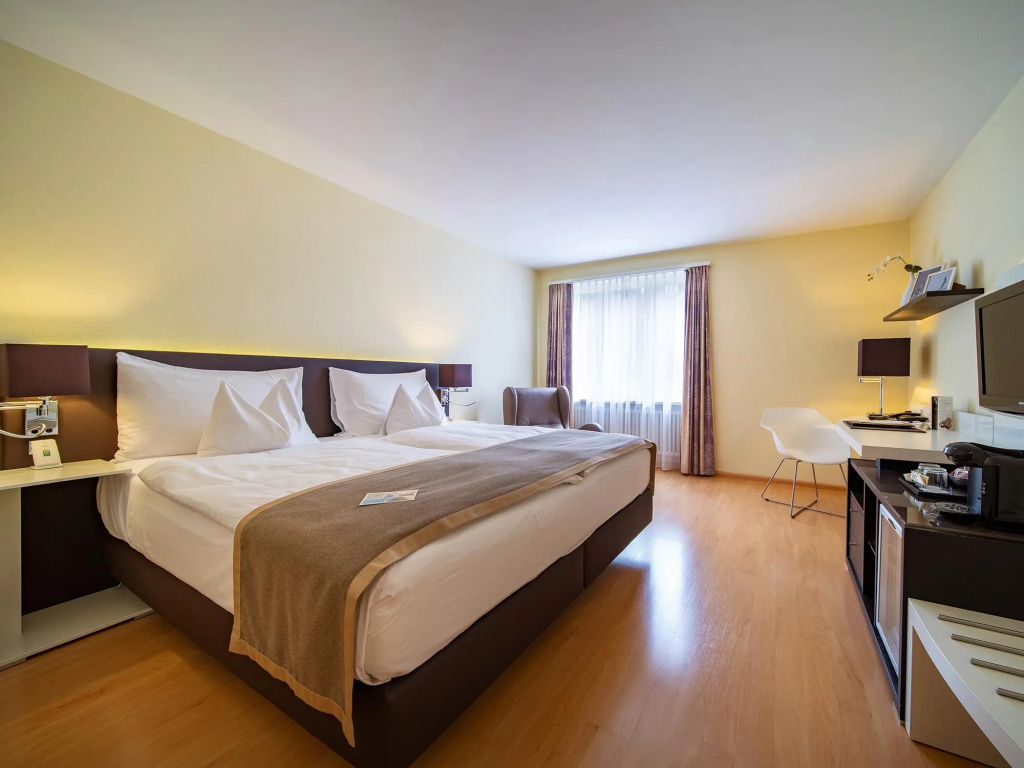 Standard Quadruple room (full double bed)
